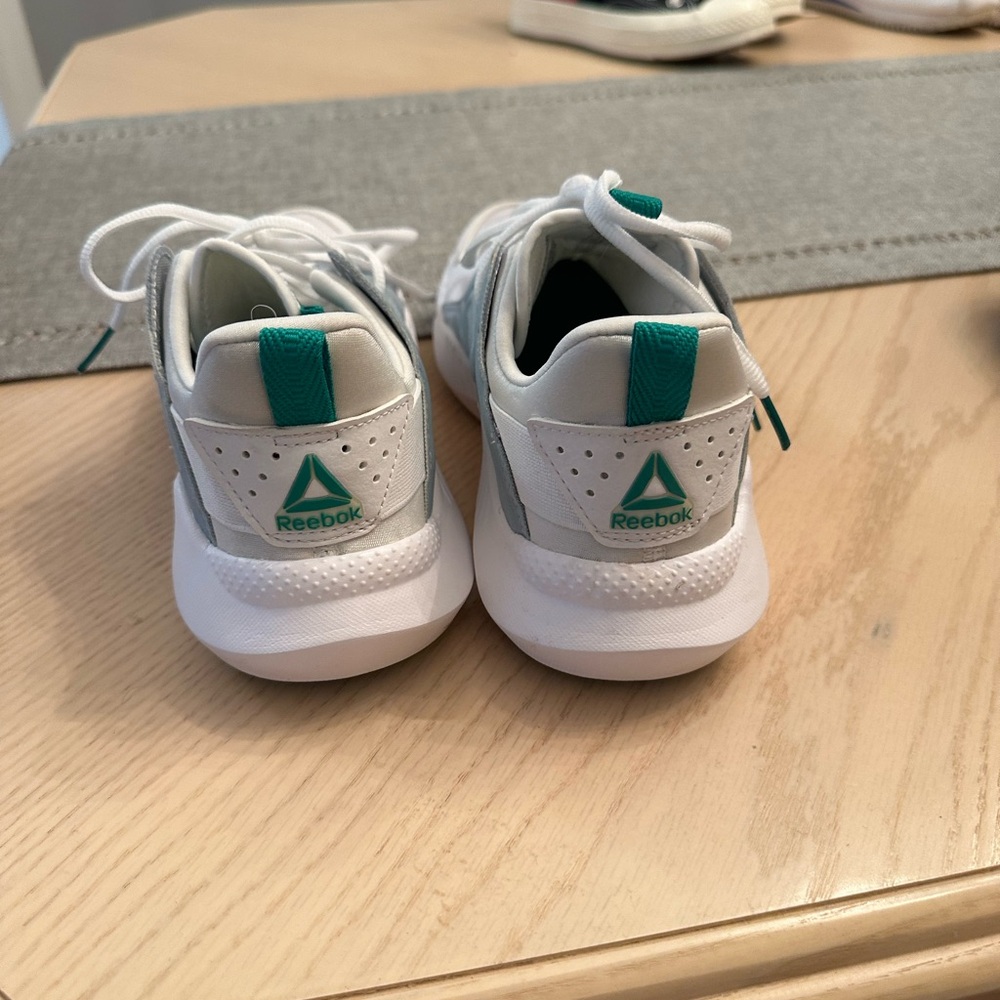 REBOOK RUNNING SHOES - Picture 3 of 13